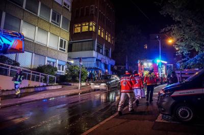 Stuttgart-Mitte: Brand bei Renovierungsarbeiten 